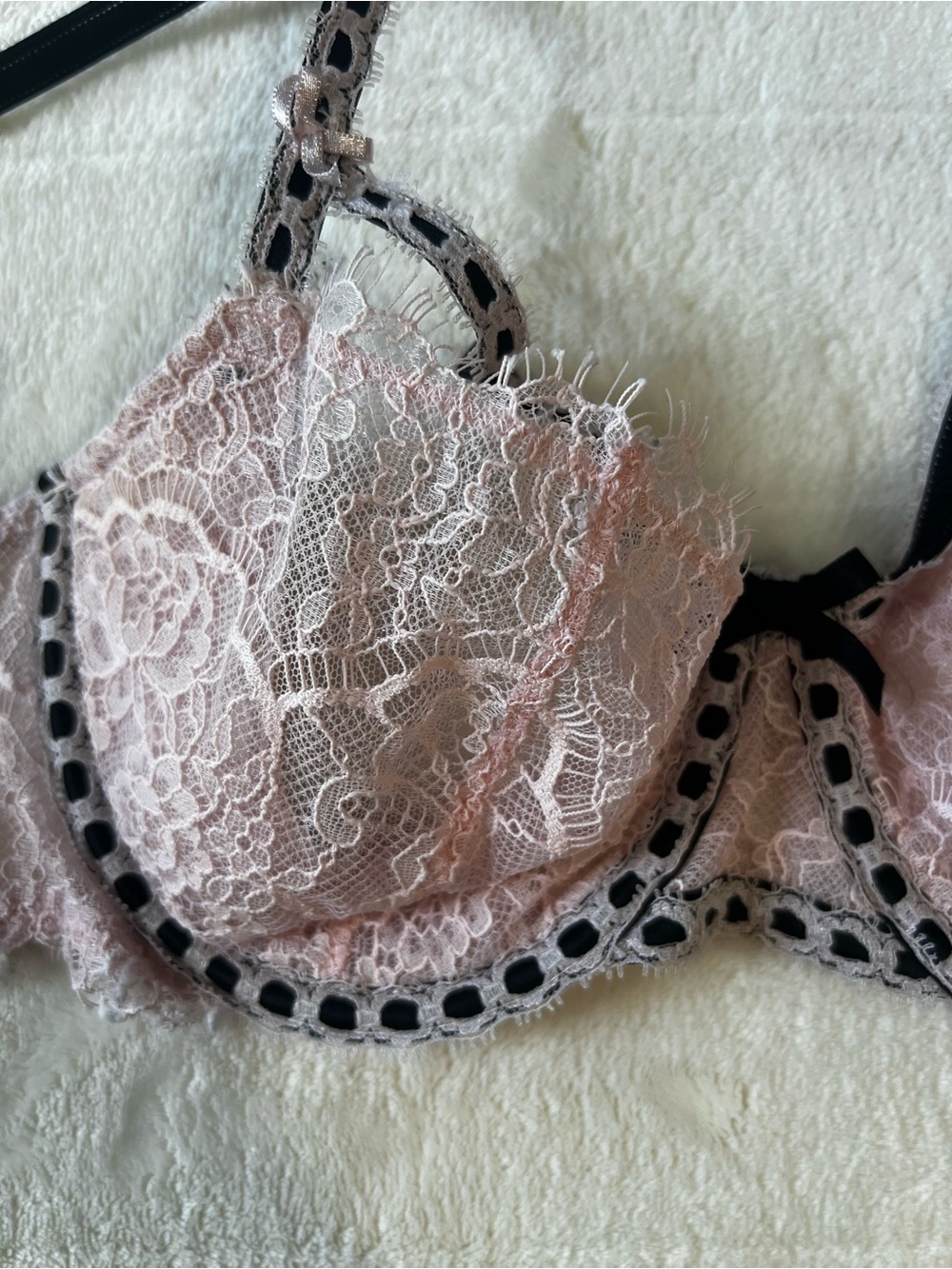 Light Pink Victoria’s Secret Lace Floral Balconette Bra